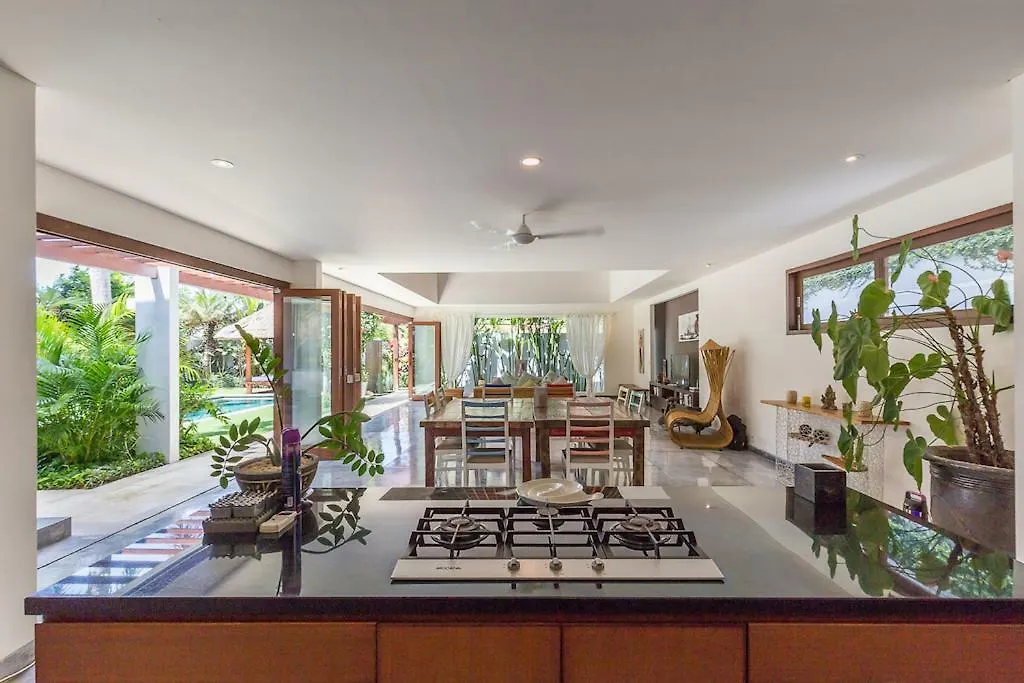 Villa Eight Senses Seminyak  Seminyak (Bali)